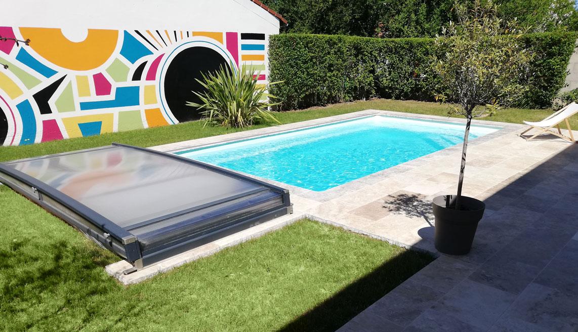 Abri bas Modern sans rail pour piscine - Europa abri